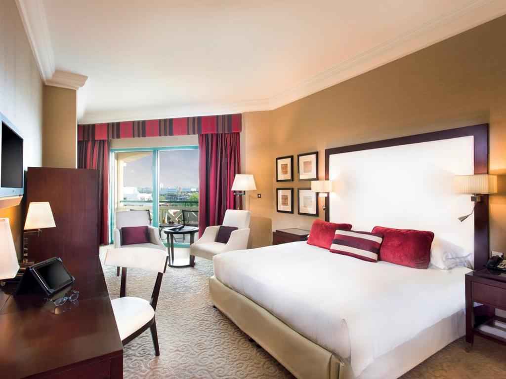 هتل مون پیک گرند البوستان دبی