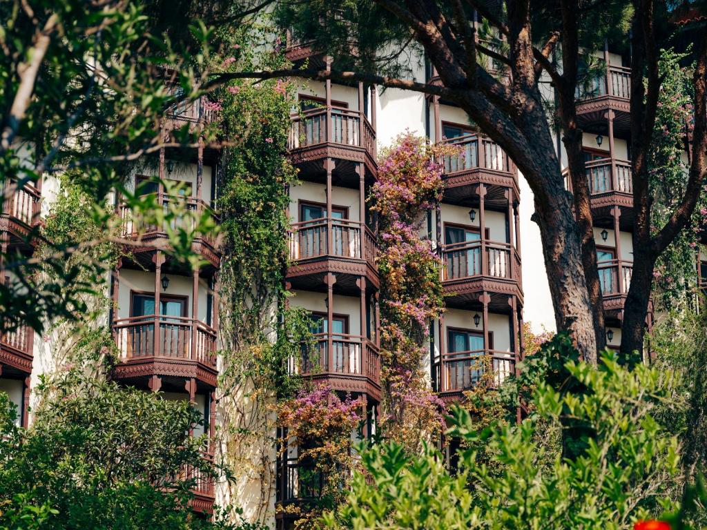 هتل بلک فامیلی آنتالیا