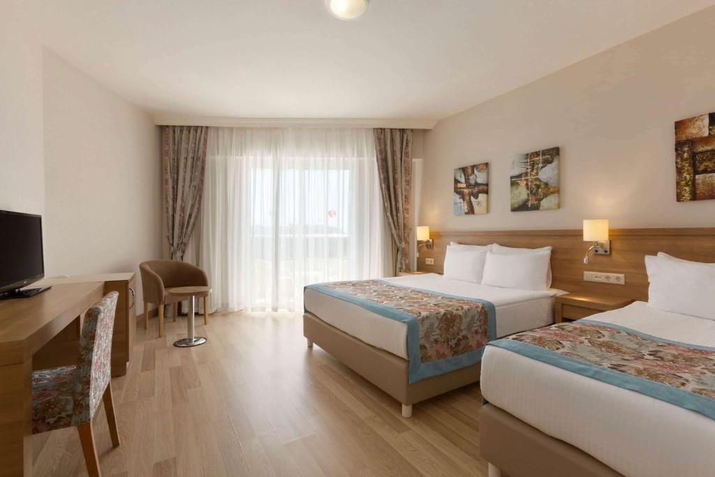 گارانتی کننده هتل Ramada Resort By Wyndham Lara