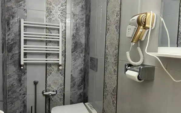 هتل آپارتمان هگمتانه همدان