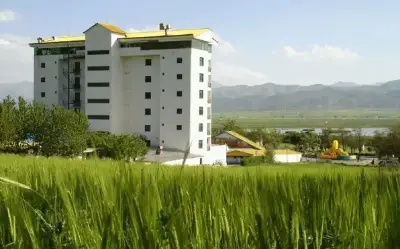 هتل زریوار مریوان